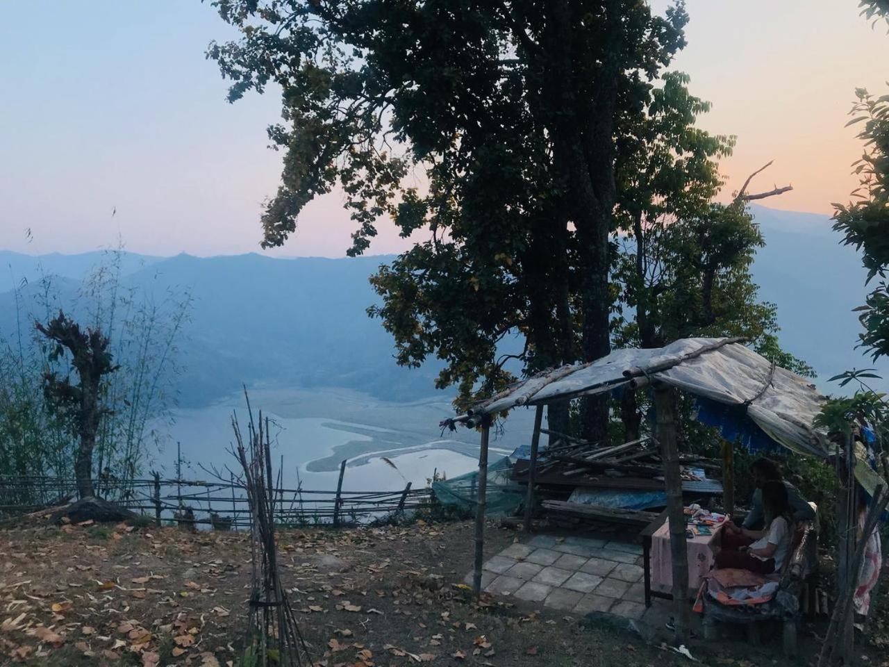 Hom'S Homestay & Farmstay Sarangkot Pokhara Exterior foto